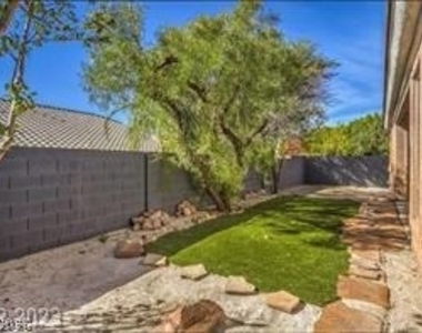 10753 Arundel Avenue - Photo Thumbnail 31