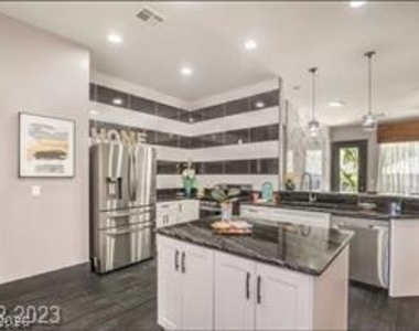 10753 Arundel Avenue - Photo Thumbnail 5
