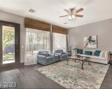 10753 Arundel Avenue - Photo Thumbnail 11