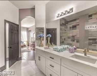 10753 Arundel Avenue - Photo Thumbnail 18