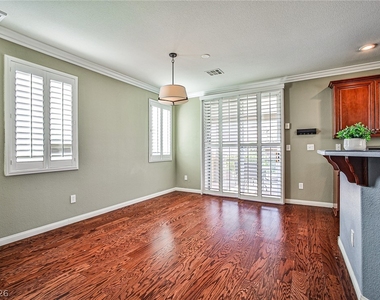 10131 Hollis Mountain Avenue - Photo Thumbnail 23