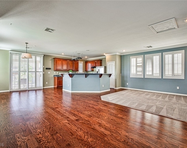 10131 Hollis Mountain Avenue - Photo Thumbnail 6