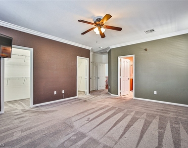 10131 Hollis Mountain Avenue - Photo Thumbnail 14