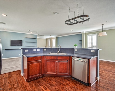 10131 Hollis Mountain Avenue - Photo Thumbnail 19