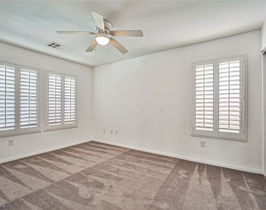 10131 Hollis Mountain Avenue - Photo Thumbnail 33