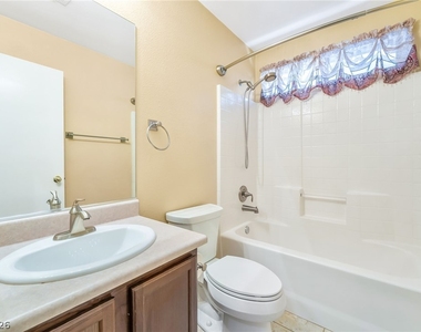 9346 Coral Berry Street - Photo Thumbnail 24