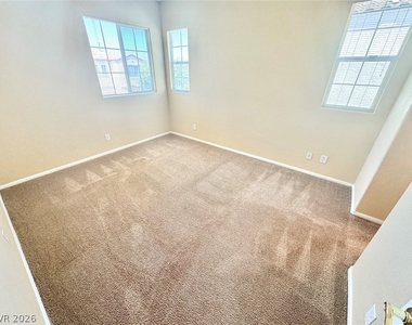 10424 Palm Village Street - Photo Thumbnail 9