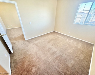10424 Palm Village Street - Photo Thumbnail 13