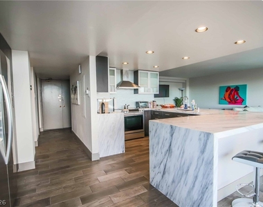 3111 Bel Air Drive - Photo Thumbnail 4