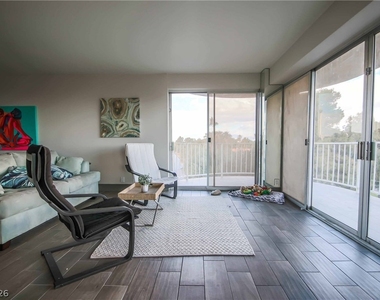 3111 Bel Air Drive - Photo Thumbnail 5
