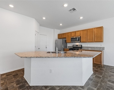 6922 Stone Cactus Street - Photo Thumbnail 9