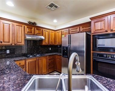 43 E Agate Avenue - Photo Thumbnail 4