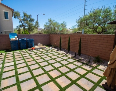 9955 Heritage Desert Street - Photo Thumbnail 34