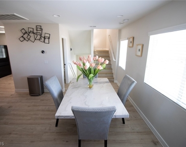 9955 Heritage Desert Street - Photo Thumbnail 28
