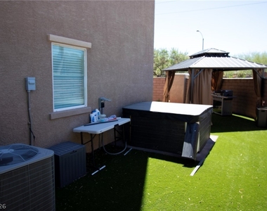 9955 Heritage Desert Street - Photo Thumbnail 32