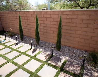 9955 Heritage Desert Street - Photo Thumbnail 35