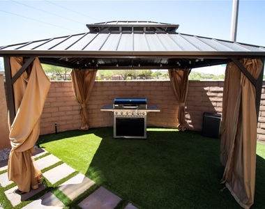 9955 Heritage Desert Street - Photo Thumbnail 33