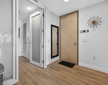353 E Bonneville Avenue - Photo Thumbnail 22