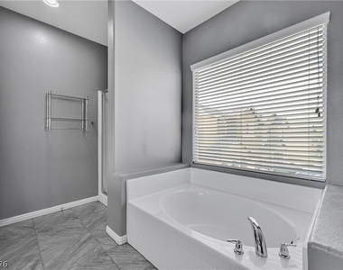 6789 Dragonfly Rock Street - Photo Thumbnail 27