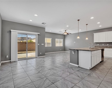 6789 Dragonfly Rock Street - Photo Thumbnail 17