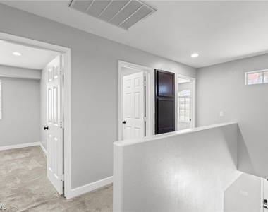 3910 Starfield Lane - Photo Thumbnail 17