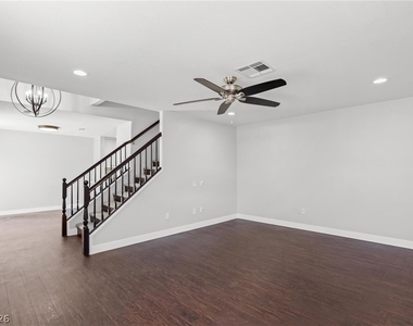 3910 Starfield Lane - Photo Thumbnail 6