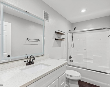 3910 Starfield Lane - Photo Thumbnail 26