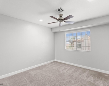 3910 Starfield Lane - Photo Thumbnail 24