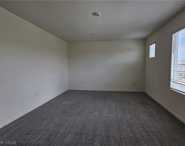 4482 Bayley Skye Avenue - Photo Thumbnail 28