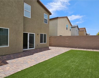 4482 Bayley Skye Avenue - Photo Thumbnail 33