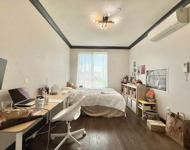 1078 Bergen Street - Photo Thumbnail 8