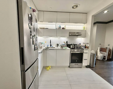 1078 Bergen Street - Photo Thumbnail 2