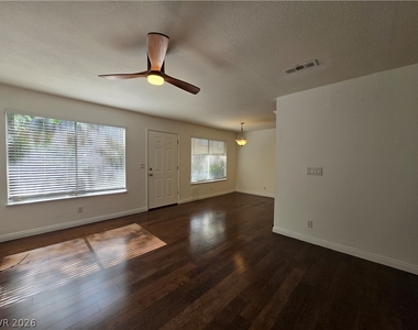 6425 Big Pine Way - Photo Thumbnail 3
