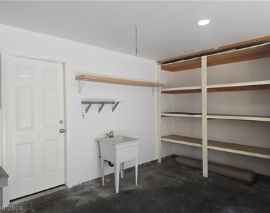 6425 Big Pine Way - Photo Thumbnail 17