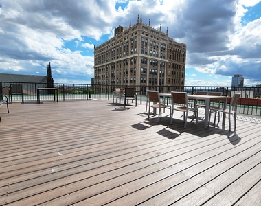 101 Clinton Street - Photo Thumbnail 6