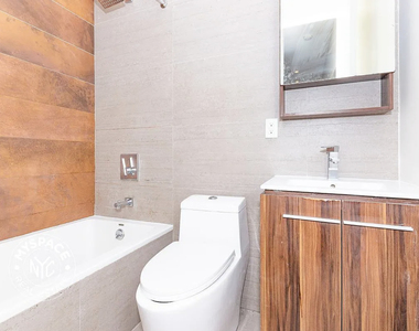 490 Kosciuszko Street - Photo Thumbnail 5