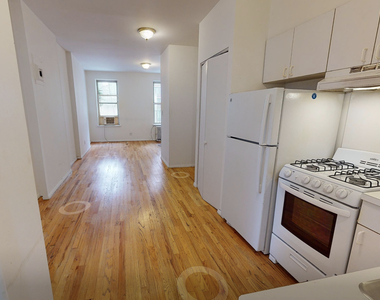 1435 First Avenue - Photo Thumbnail 2