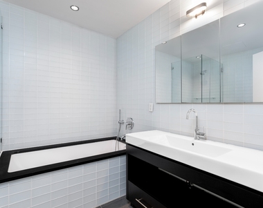 554 West 54th Street - Photo Thumbnail 12