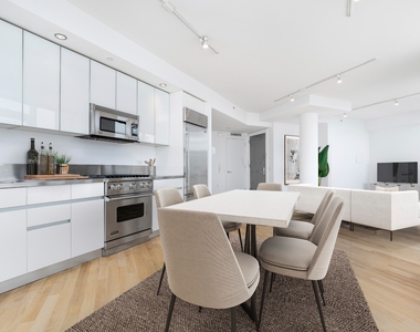 554 West 54th Street - Photo Thumbnail 9