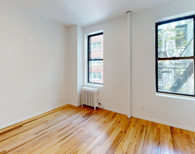 417 East 65th Street - Photo Thumbnail 4