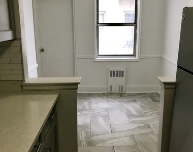 99-24 67th road forest hills - Photo Thumbnail 12