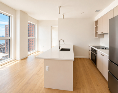 636 West 158th Street - Photo Thumbnail 5