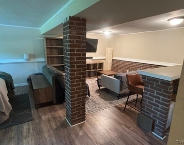 5963 Pony Lane - Photo Thumbnail 22