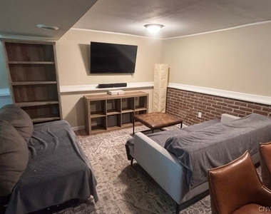 5963 Pony Lane - Photo Thumbnail 23