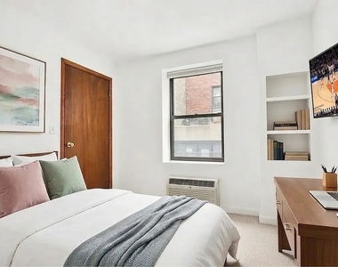 1425 York Avenue - Photo Thumbnail 3