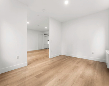 55 Broad Street - Photo Thumbnail 1