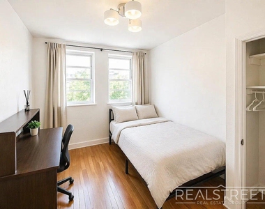234 Stockholm Street - Photo Thumbnail 2
