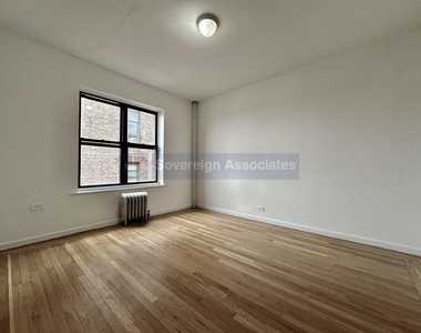 590 Fort Washington Avenue - Photo Thumbnail 10