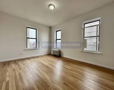 590 Fort Washington Avenue - Photo Thumbnail 5