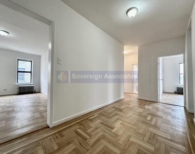 590 Fort Washington Avenue - Photo Thumbnail 9